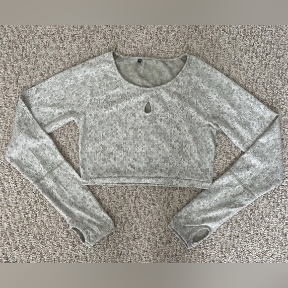 Gymshark Fleur Textured Marl Workout Set - Washed Khaki Marl Green - Picture 10 of 14